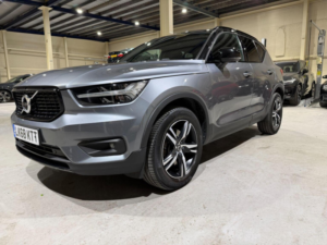 2018 Volvo Xc40 2.0 D3 R-Design Auto AWD Euro 6 (s/s) 5dr in Grey — image 5
