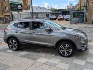 2018 Nissan Qashqai 1.2 Dig-T N-Connecta in Grey — image 5