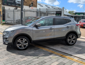 2018 Nissan Qashqai 1.2 Dig-T N-Connecta in Grey — image 6