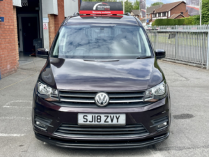 2018 Volkswagen Caddy Maxi 2.0 Tdi C20 Maxi in Purple — image 3