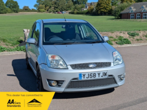 2009 Ford Fiesta Zetec S in Silver — image 2