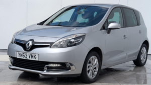 2013 Renault Scenic 1.5 Dci Energy Dynamique Tomtom Euro 5 (s/s) 5dr in Silver — image 5