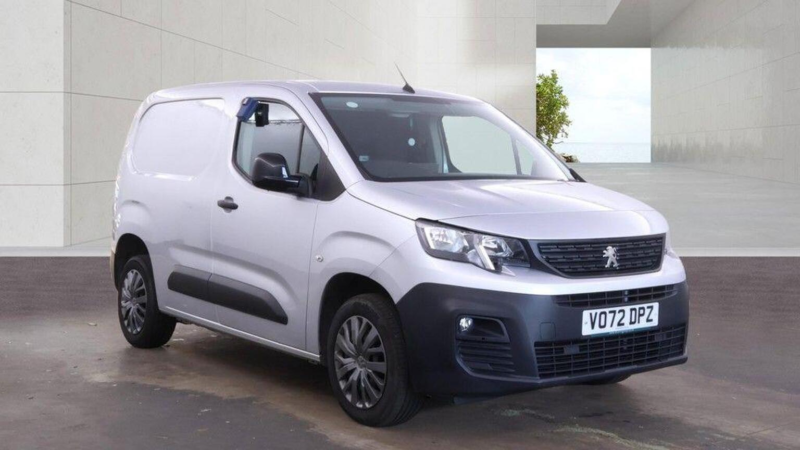 2022 Peugeot Partner 1.5 Bluehdi 1000 Professional Premium Standard Panel Van Swb Euro 6 5dr in Silver — image 1