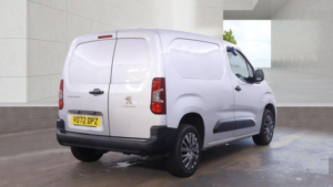 2022 Peugeot Partner 1.5 Bluehdi 1000 Professional Premium Standard Panel Van Swb Euro 6 5dr in Silver — image 6