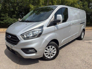 2023 Ford Transit Custom 2.0 300 Ecoblue Limited L2 H1 Euro 6 (s/s) 5dr in Silver — image 3