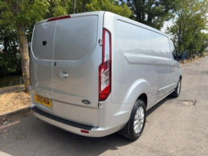 2023 Ford Transit Custom 2.0 300 Ecoblue Limited L2 H1 Euro 6 (s/s) 5dr in Silver — image 6