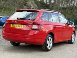 2016 Skoda Fabia 1.2 Tsi Se in Red — image 6