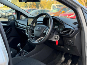 2019 Ford Fiesta 1.0t Ecoboost Zetec Euro 6 (s/s) 5dr in Silver — image 2