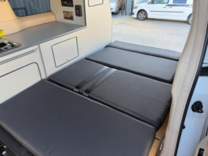 2010 Toyota Alphard Camper Van 4 Berth Pro Conversion in White — image 6