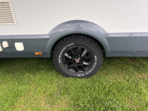 2018 Roller Team T-Line 740 - in White — image 5