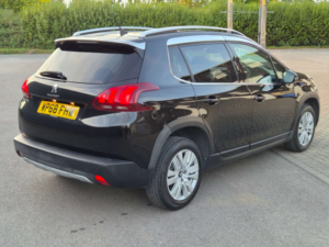 2018 Peugeot 2008 1.2 2008 Allure Premium 5dr in Black — image 4