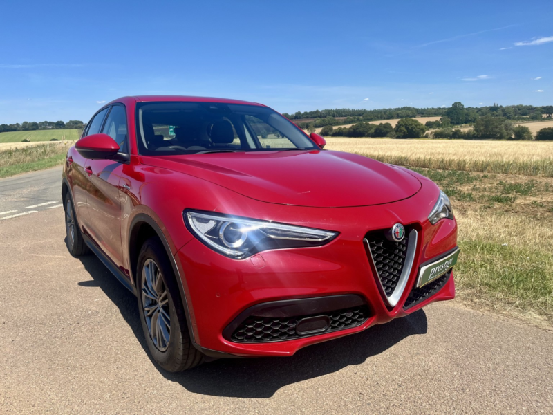 2020 Alfa Romeo Stelvio 2.0 2.0 Turbo Petrol 200hp AWD Super in Red — image 1