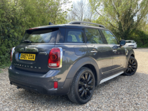 2018 MINI Countryman 1.5 7.6kwh Cooper Se in Grey — image 4