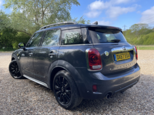 2018 MINI Countryman 1.5 7.6kwh Cooper Se in Grey — image 5