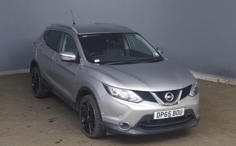 2015 Nissan Qashqai 1.6 Dci Tekna Xtron 2WD Euro 6 (s/s) 5dr in Silver — image 1