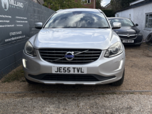 2014 Volvo Xc60 2.4 D5 Se Lux Nav in Silver — image 2
