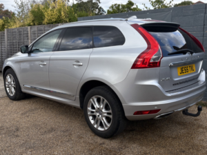 2014 Volvo Xc60 2.4 D5 Se Lux Nav in Silver — image 4