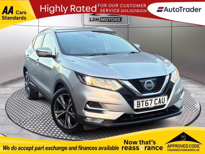 2017 Nissan Qashqai 1.2 Dig-T N-Connecta Euro 6 (s/s) 5dr in Silver — image 1