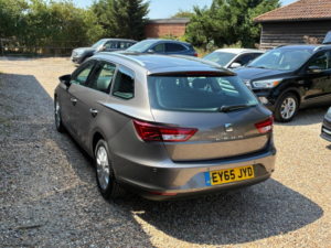 2015 SEAT Leon 1.2 Tsi Se Sport Tourer Euro 6 (s/s) 5dr in Grey — image 4