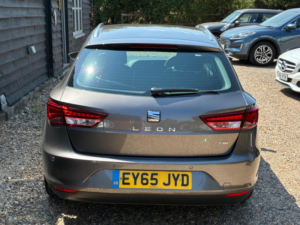 2015 SEAT Leon 1.2 Tsi Se Sport Tourer Euro 6 (s/s) 5dr in Grey — image 6