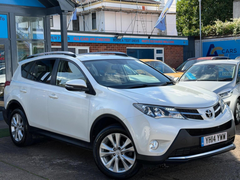 2014 Toyota Rav4 2.0 D-4d Invincible 4WD Euro 5 (s/s) 5dr in White — image 1