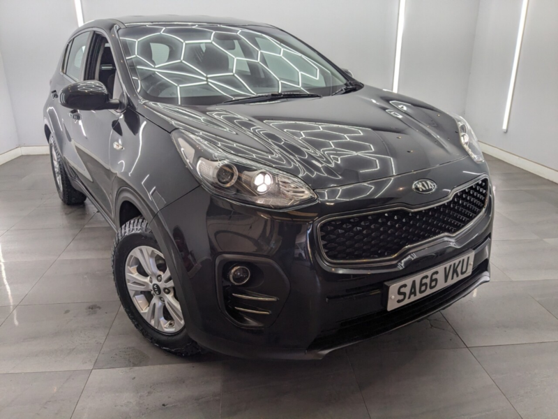 2016 Kia Sportage 1.7 Crdi 1 SUV 5dr Diesel Manual Euro 6 (s/s) (114 Bhp) in Black — image 1