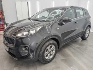 2016 Kia Sportage 1.7 Crdi 1 SUV 5dr Diesel Manual Euro 6 (s/s) (114 Bhp) in Black — image 4