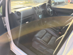 2013 Volkswagen Caddy Maxi 1.6 Tdi C20 Maxi Panel Van 5dr Diesel Manual 101 Bhp in White — image 5