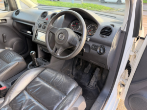 2013 Volkswagen Caddy Maxi 1.6 Tdi C20 Maxi Panel Van 5dr Diesel Manual 101 Bhp in White — image 6