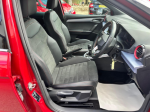 2023 SEAT Arona 1.0 Tsi Fr Sport Euro 6 (s/s) 5dr in Red — image 2