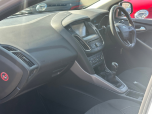 2016 Ford Focus 1.0t Ecoboost Zetec Hatchback 5dr Petrol Manual Euro 6 (s/s) (100 Ps) in White — image 6